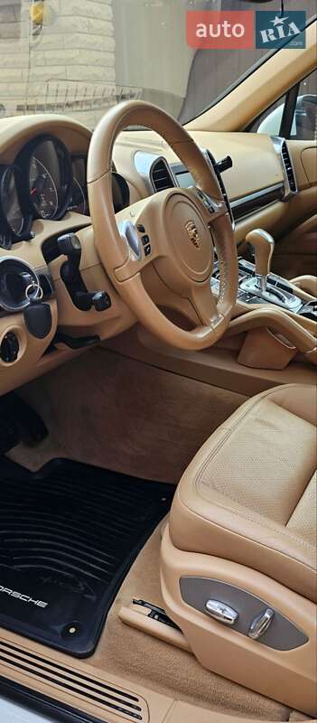 Позашляховик / Кросовер Porsche Cayenne 2012 в Києві фото 2 Позашляховик / Кросовер Porsche Cayenne 2012 в Києві