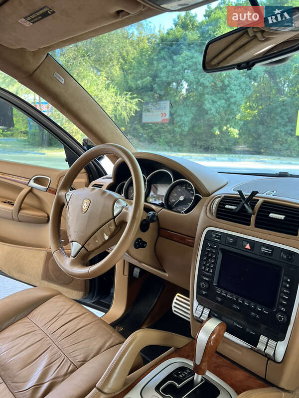 Внедорожник / Кроссовер Porsche Cayenne 2006 в Запорожье