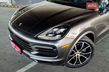 Внедорожник / Кроссовер Porsche Cayenne 2021 в 