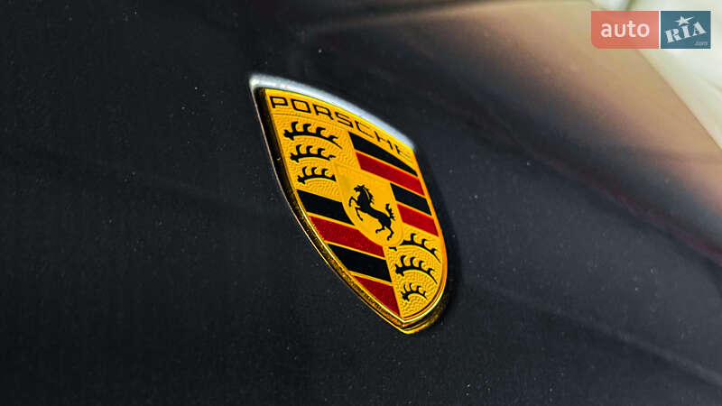 Внедорожник / Кроссовер Porsche Cayenne 2021 в Ровно