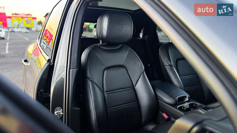 Внедорожник / Кроссовер Porsche Cayenne 2021 в Ровно фото 63 Внедорожник / Кроссовер Porsche Cayenne 2021 в Ровно