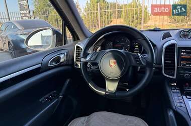 Внедорожник / Кроссовер Porsche Cayenne 2013 в 