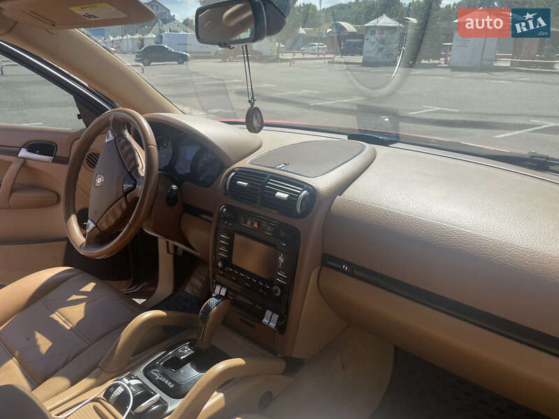 Позашляховик / Кросовер Porsche Cayenne 2008 в Мукачевому