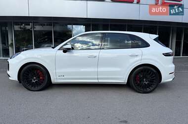 Внедорожник / Кроссовер Porsche Cayenne 2021 в 