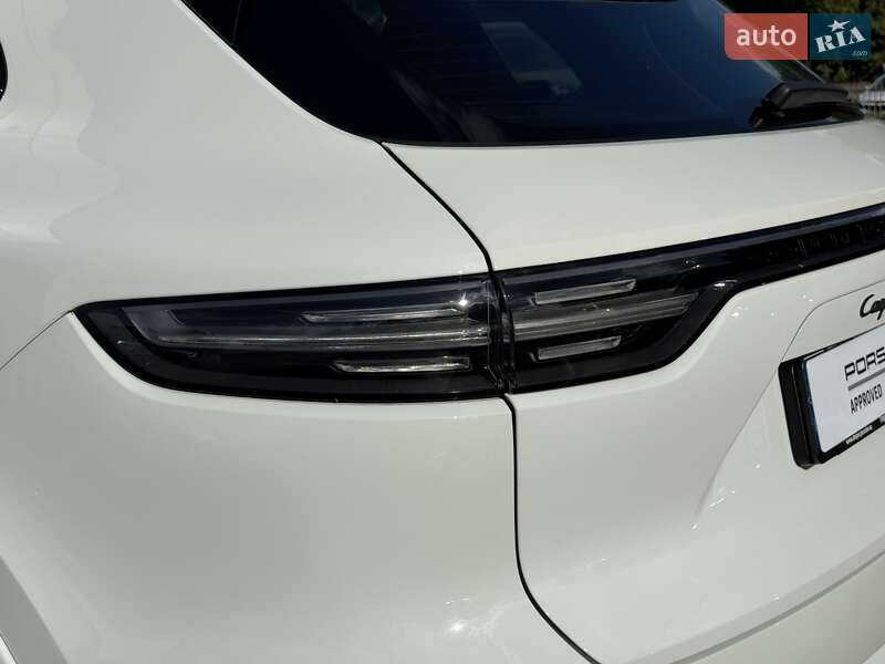 Внедорожник / Кроссовер Porsche Cayenne 2021 в Днепре