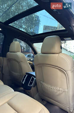 Внедорожник / Кроссовер Porsche Cayenne 2015 в 