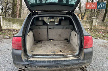 Внедорожник / Кроссовер Porsche Cayenne 2005 в 