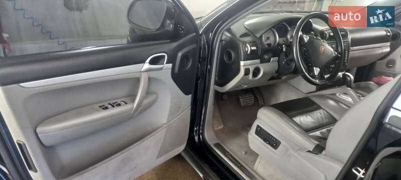 Внедорожник / Кроссовер Porsche Cayenne 2006 в Днепре