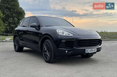 Внедорожник / Кроссовер Porsche Cayenne 2014 в 