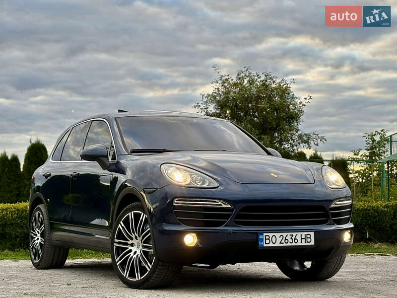 Внедорожник / Кроссовер Porsche Cayenne 2011 в Львове