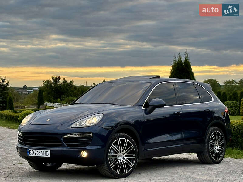 Внедорожник / Кроссовер Porsche Cayenne 2011 в Львове