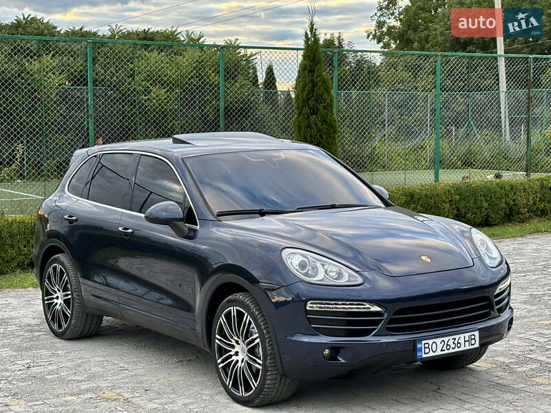 Внедорожник / Кроссовер Porsche Cayenne 2011 в Львове