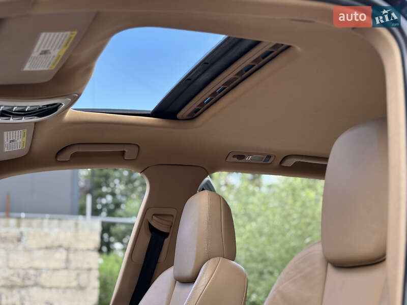 Внедорожник / Кроссовер Porsche Cayenne 2011 в Львове