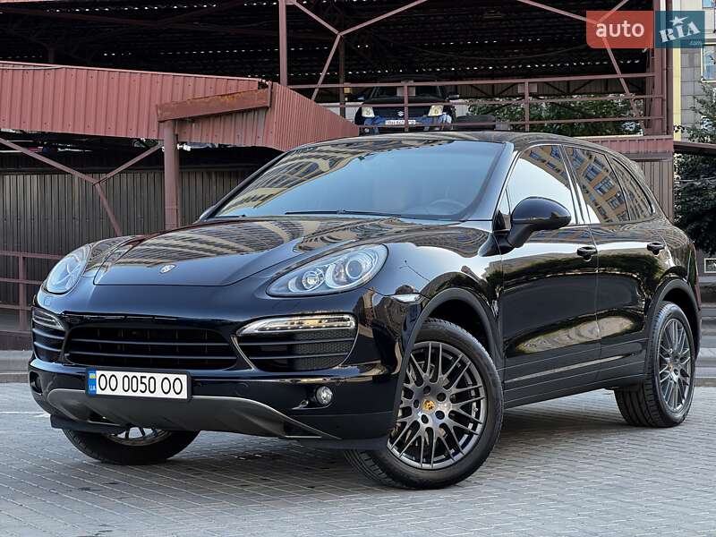 Внедорожник / Кроссовер Porsche Cayenne 2012 в Одессе