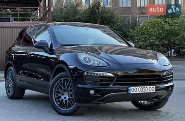 Позашляховик / Кросовер Porsche Cayenne 2012 в Одесі