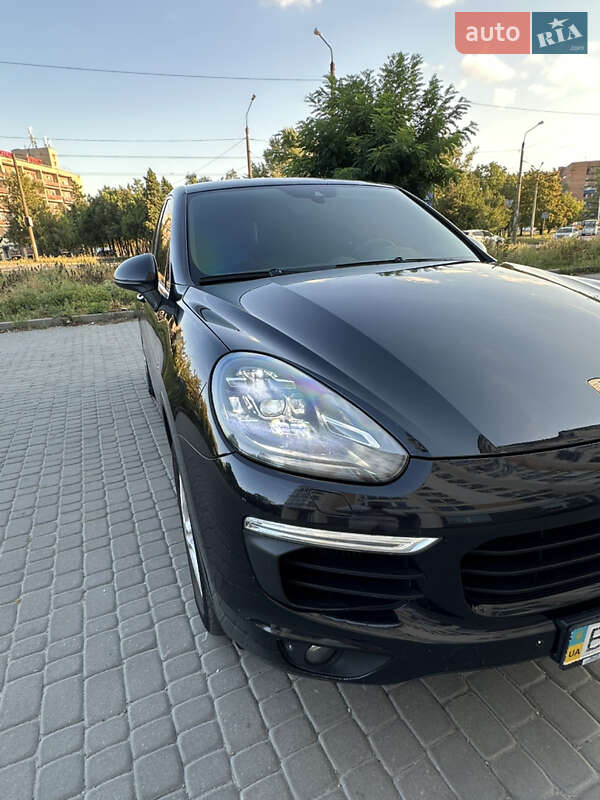 Внедорожник / Кроссовер Porsche Cayenne 2015 в Полтаве фото 10 Внедорожник / Кроссовер Porsche Cayenne 2015 в Полтаве