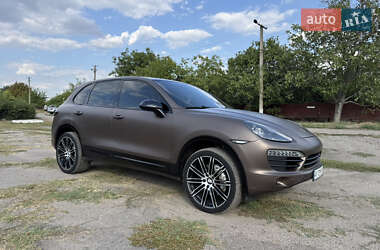Внедорожник / Кроссовер Porsche Cayenne 2010 в 