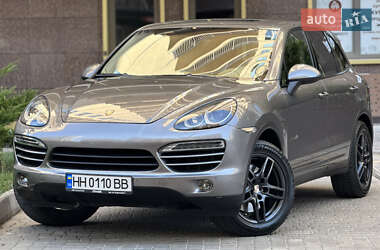 Внедорожник / Кроссовер Porsche Cayenne 2013 в Одессе
