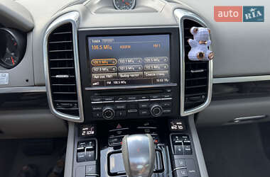 Внедорожник / Кроссовер Porsche Cayenne 2013 в 