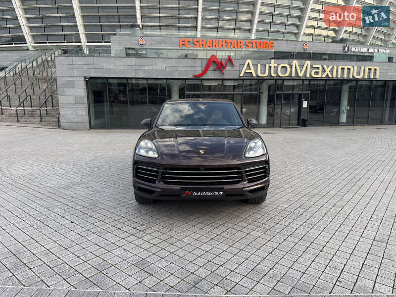 Внедорожник / Кроссовер Porsche Cayenne 2018 в Киеве