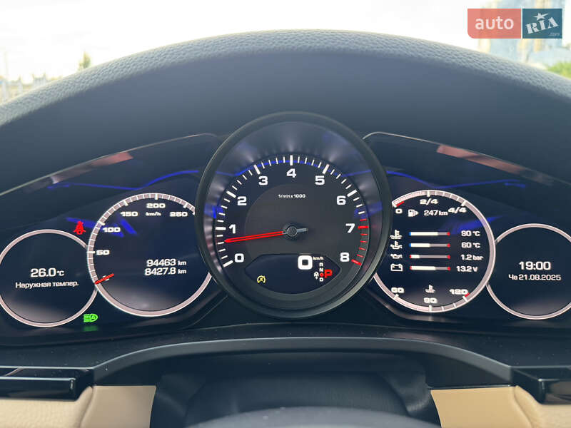 Внедорожник / Кроссовер Porsche Cayenne 2018 в Киеве