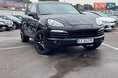 Внедорожник / Кроссовер Porsche Cayenne 2012 в 