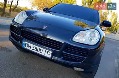 Внедорожник / Кроссовер Porsche Cayenne 2004 в 