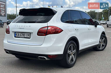 Внедорожник / Кроссовер Porsche Cayenne 2013 в 