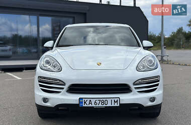 Внедорожник / Кроссовер Porsche Cayenne 2013 в 