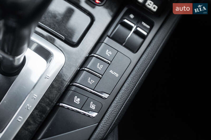Позашляховик / Кросовер Porsche Cayenne 2010 в Одесі фото 34 Позашляховик / Кросовер Porsche Cayenne 2010 в Одесі