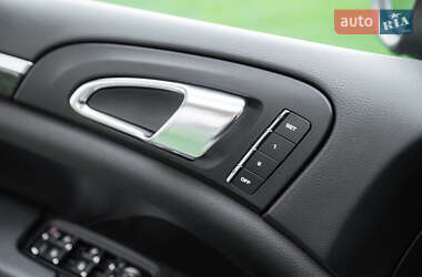 Внедорожник / Кроссовер Porsche Cayenne 2010 в 
