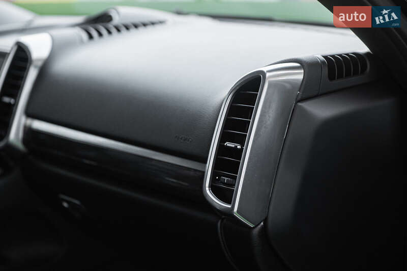 Позашляховик / Кросовер Porsche Cayenne 2010 в Одесі фото 53 Позашляховик / Кросовер Porsche Cayenne 2010 в Одесі