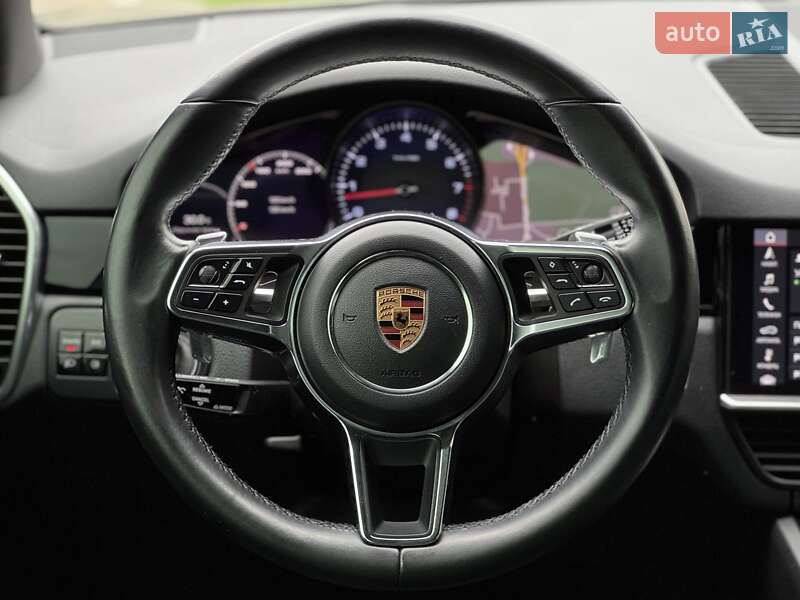 Позашляховик / Кросовер Porsche Cayenne 2018 в Дніпрі