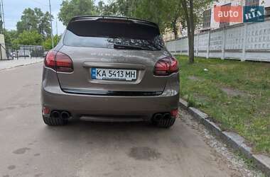 Внедорожник / Кроссовер Porsche Cayenne 2012 в 