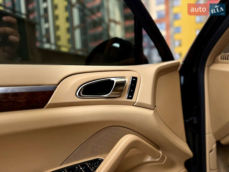 Позашляховик / Кросовер Porsche Cayenne 2010 в Тернополі фото 50 Позашляховик / Кросовер Porsche Cayenne 2010 в Тернополі
