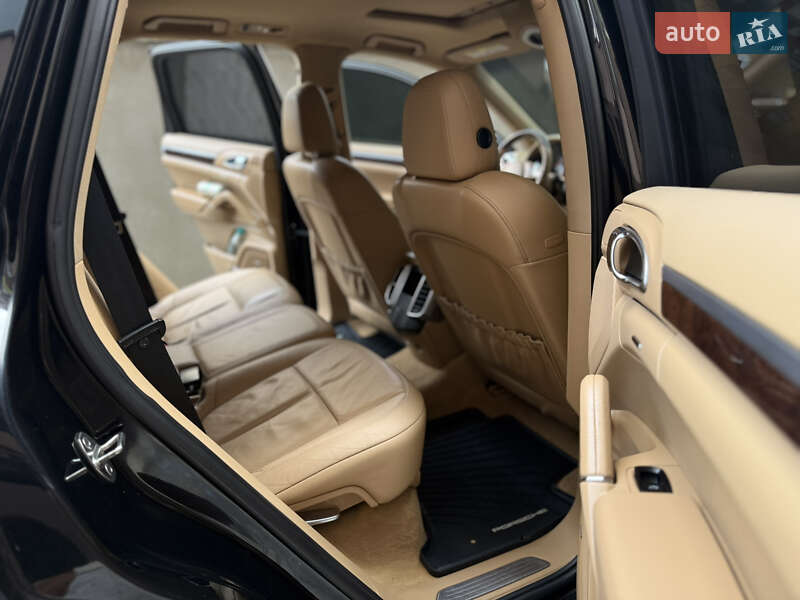 Позашляховик / Кросовер Porsche Cayenne 2010 в Тернополі фото 63 Позашляховик / Кросовер Porsche Cayenne 2010 в Тернополі