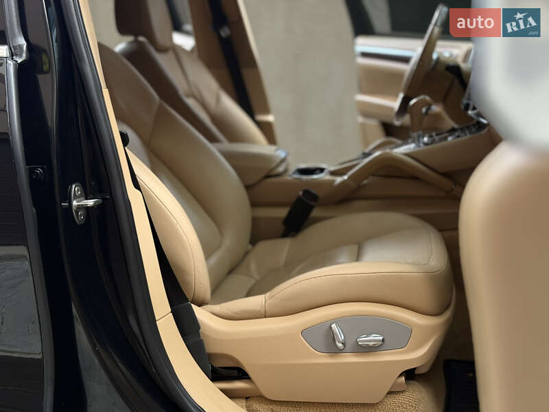 Позашляховик / Кросовер Porsche Cayenne 2010 в Тернополі фото 73 Позашляховик / Кросовер Porsche Cayenne 2010 в Тернополі