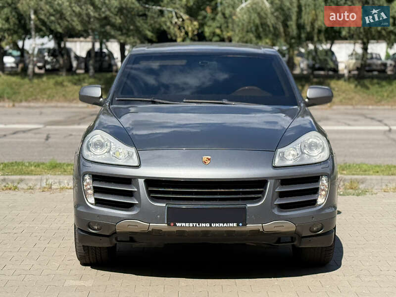 Внедорожник / Кроссовер Porsche Cayenne 2007 в 