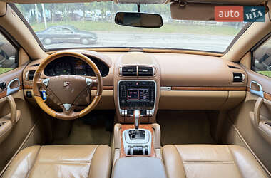 Внедорожник / Кроссовер Porsche Cayenne 2007 в 