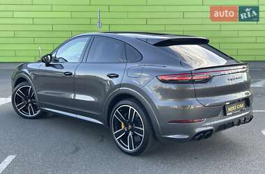 Внедорожник / Кроссовер Porsche Cayenne 2019 в 
