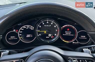 Внедорожник / Кроссовер Porsche Cayenne 2019 в 
