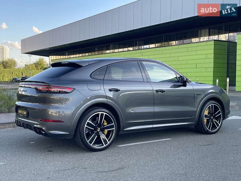Позашляховик / Кросовер Porsche Cayenne 2019 в Києві
