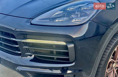 Позашляховик / Кросовер Porsche Cayenne 2018 в 