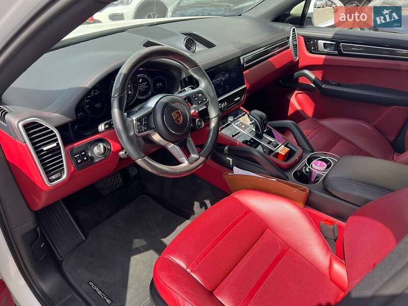 Позашляховик / Кросовер Porsche Cayenne 2019 в Полтаві