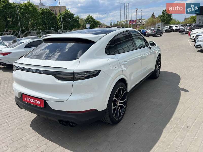 Позашляховик / Кросовер Porsche Cayenne 2019 в Полтаві