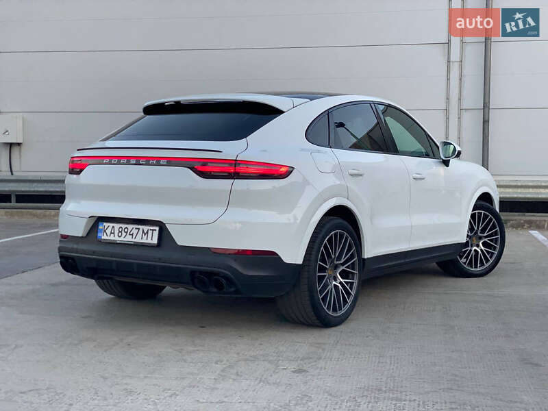 Внедорожник / Кроссовер Porsche Cayenne 2020 в Киеве