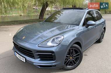 Внедорожник / Кроссовер Porsche Cayenne 2019 в 