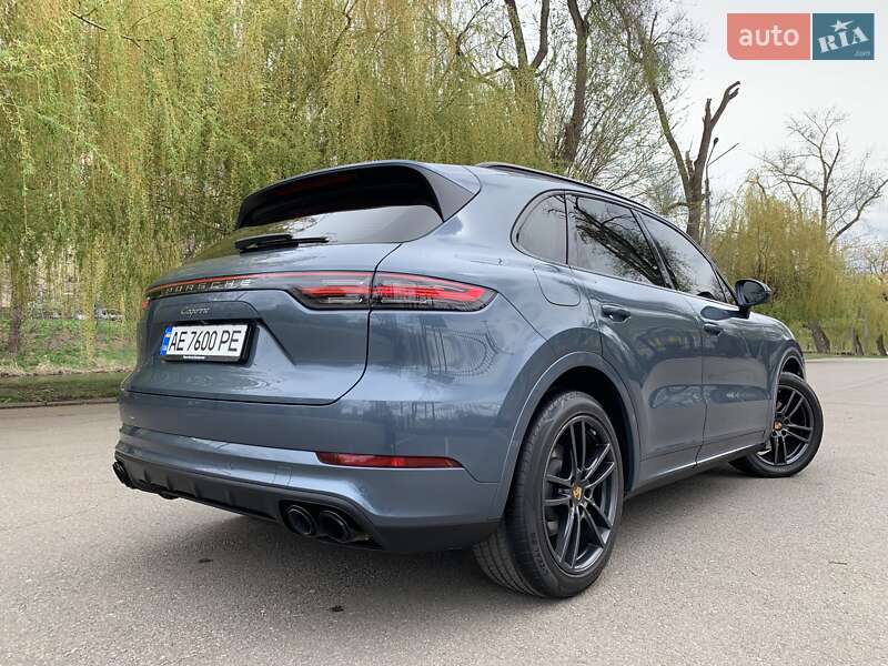 Porsche Cayenne 2019