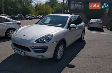 Внедорожник / Кроссовер Porsche Cayenne 2010 в 