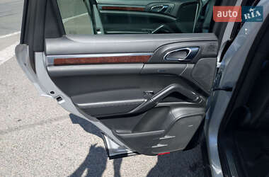 Внедорожник / Кроссовер Porsche Cayenne 2010 в Днепре